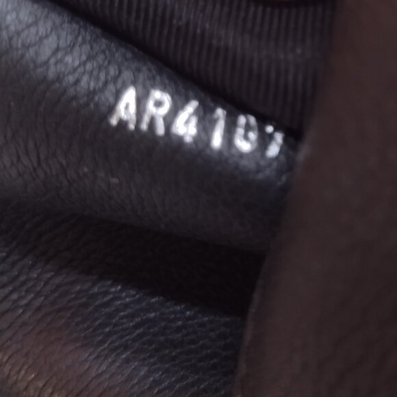 š¤Louis Vuitton Lockme bb Noir 3way SHW Full Set plus EXTRA LV STRAPš¤ - Picture 5 of 16